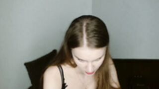 worstcamgirlever 2022-12-19_15-36-46_289