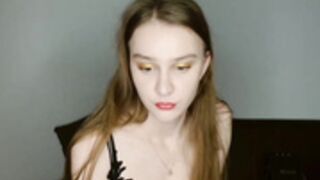 worstcamgirlever 2022-12-19_15-36-46_289