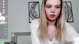 small_blondee 2022-12-21