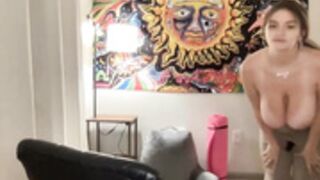 angiefaith 2022-11-18 20_38