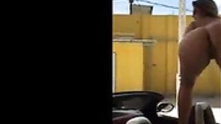 Loirinha carioca dando de 4