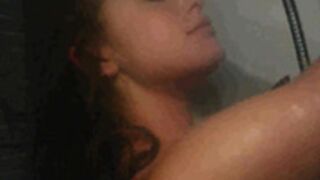 GingerPeach - Premium Shower