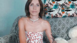 Sasha_studio shows her pretty pink pussy