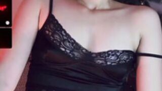 Nylaahh clams overload