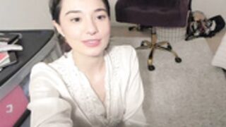 Brei_elle Nipple Slip Live Twitch