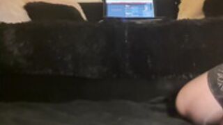 SelmaAzmani ARAB MILF SQUIRTING ANT TAKING A BATH