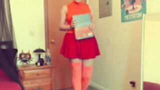 Ebobellen – Velma Wants to Study Anatomy