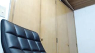 emma_johnson_ perky titty asian nude show