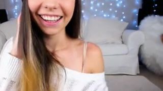 Adri Kitty anal play