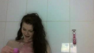Eleanor - 18yo UK Chick pt3 - in the bath