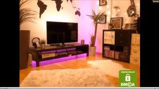 SexyAssistant_ displaying her gorgeous body and feet