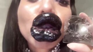 Rb black lipstick