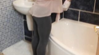 Kiki Devine Voyeur pt 1