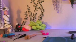 pepperxminthe 04.11.2022 squirt show pt1