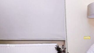 snowww_white long tall phrozen cold