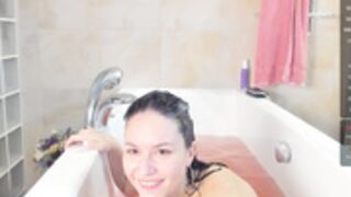 michi_souffl bathing