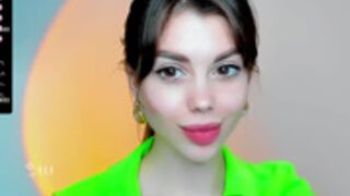 hottie_lola fucking alien face but a human Cunt