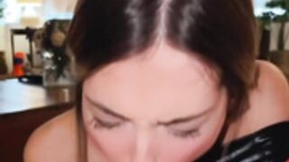 OliviaMae Incredibles Blowjob & Fuck