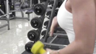 Julia trainning muscles