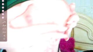 Madison-yummu playing with boobies