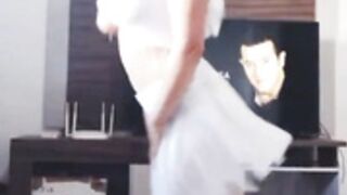 Maria Vitória - Kira02 - Nip Slip Tease