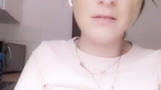 Vanessafrenc CAM4 2023-01-17