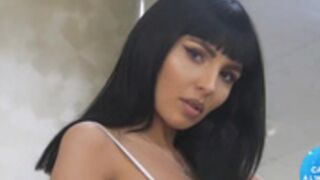 JuliePaiges-Previp-20220512