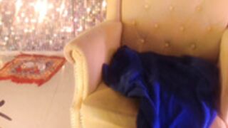 AyeshaSinghania oiling her big bouncing ass