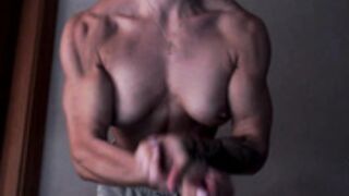 DM muscle flex