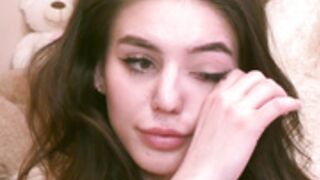 Naomi bea show tits