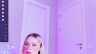 kittymeow_xxx is tiny but big in close-up twat genre