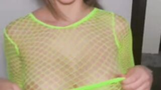 Onlyeeeli satisfayer