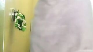 MaliahMichel shower