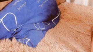 AmandaMedrano - 230122 - Masturbating