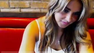 Honey in restaurant