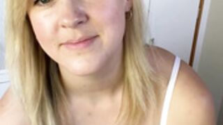 Elizabeth88 Bra Try On