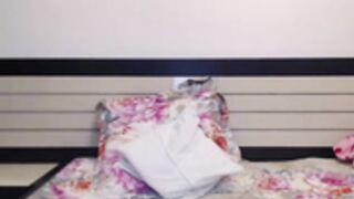 Nicollecherry19 Singing