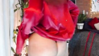 venessex mature latina shakes flat butt