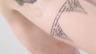 Starryknight in the shower shaving pussy