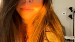 Kateelife - Gold Shoes Dancing