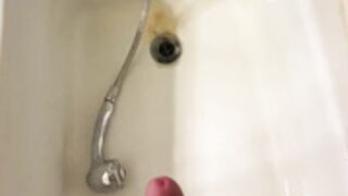 Cumming Before the shower