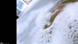 Lolli-Popa Rubs her naked cunt in bath first time ever