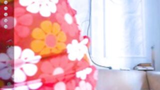 alisa_foxxx  2023-01-26 naked very briefly