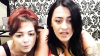 Leanne Crow and Tessa Fowler livestream
