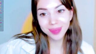 hottie_lola 5 foot slut with three inch cunt