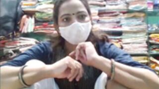 Kumar Aunty pink pussy hole show