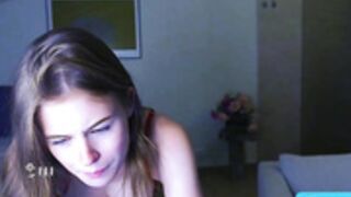 chloewildd nice gurl with foreign objects in her body