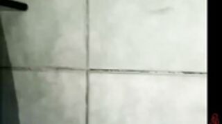 MASTURBATING IN STORE PUSSY CLENCHING