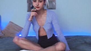 elisekingsly nonude3