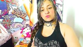 Shannonxoxox on webcam